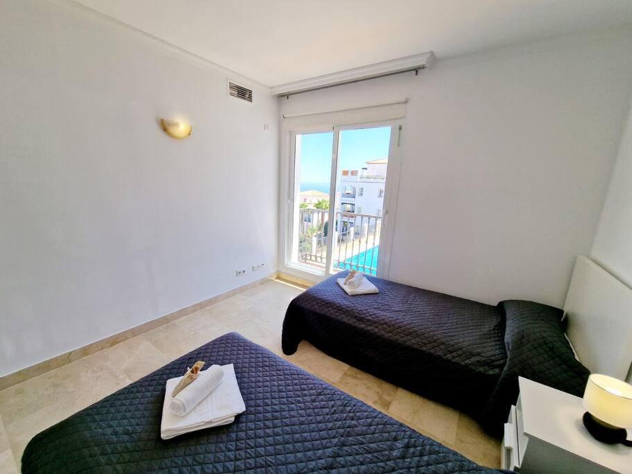 Las Palmeras Seaviews Михас Экстерьер фото