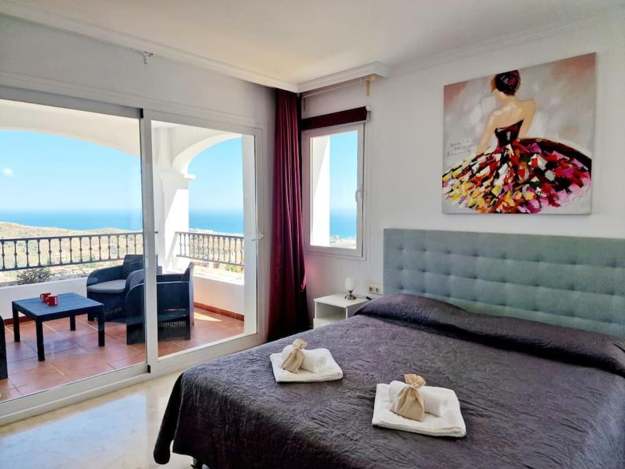 Las Palmeras Seaviews Михас Экстерьер фото